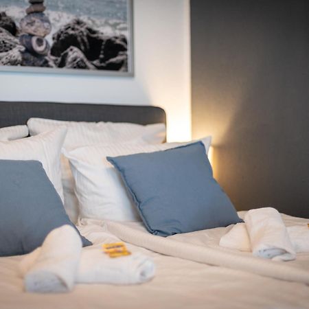 Federnest - Luxus-Studio - Kingsize Boxspringbett - Home-Office Mit Monitor Und Drucker - 11 Min Hbf Duisburgo Exterior foto